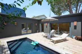 Villa Oasis - w pool near Cascais centre